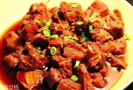 红烧牛肉可以放啤酒吗 牛肉放啤酒更鲜嫩