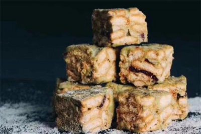 ​雪花酥为什么要放奶粉 作用是这样