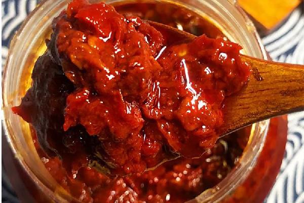 豆瓣酱有酒味还能吃吗 豆瓣酱为什么会有酒味