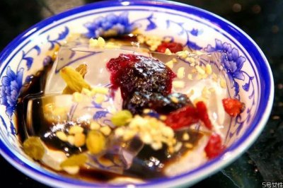 ​冰粉是哪里的特色美食 冰粉的介绍