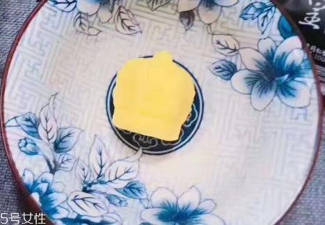 一代女皇益生菌酵母软糖怎么吃 吃一代女皇要注意什么