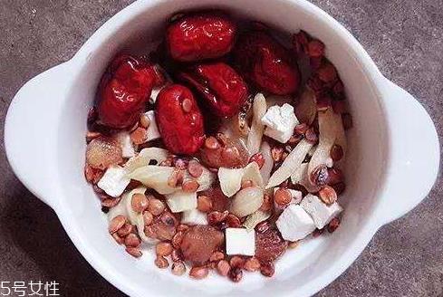 茯苓和红枣能一起吃吗 食谱大全