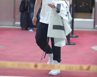 ​高帮板鞋搭配什么裤子好男 高帮板鞋男配什么裤子