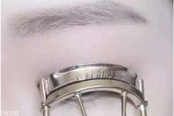 韩系裸妆怎么画 简单淡妆化妆教程