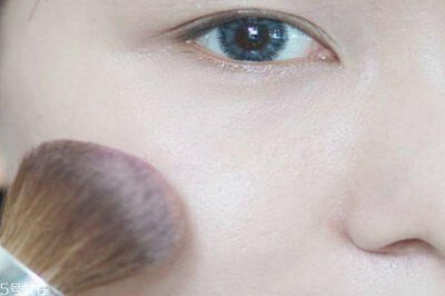 ​韩系裸妆怎么画 简单淡妆化妆教程