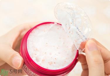 资生堂护手霜怎么样？资生堂护手霜100g红罐好用吗？