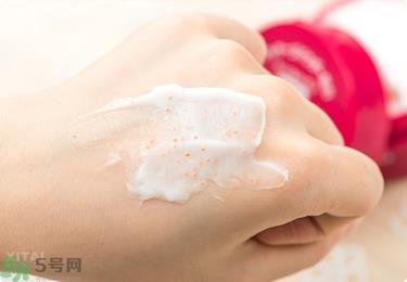 资生堂护手霜怎么样？资生堂护手霜100g红罐好用吗？
