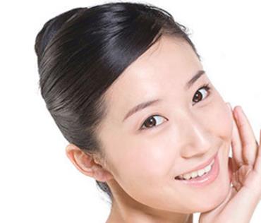 抬头纹是怎么形成的 简单四招轻松搞定抬头纹