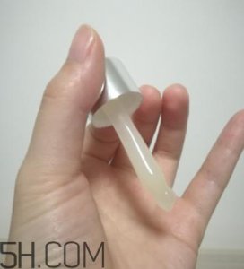 ​欧诗漫弹力眼霜含激素吗？欧诗漫弹力眼霜适合孕妇吗
