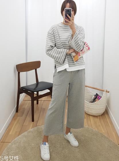 小白鞋会越穿越大吗？小白鞋会不会变大