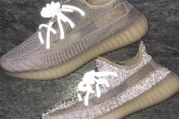 yeezy350粉天使开箱测评 yeezy粉天使和满天星实物对比