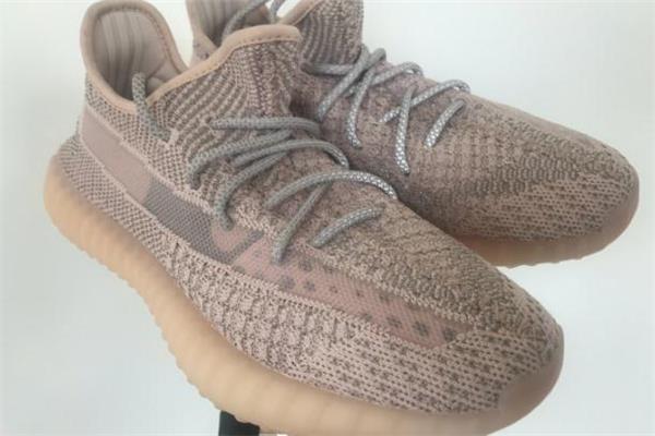 yeezy350粉天使开箱测评 yeezy粉天使和满天星实物对比