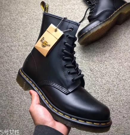 dr.martens是哪个国家的？首屈一指的工鞋品牌