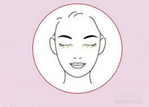 眼霜第几步使用 眼霜的正确使用方法