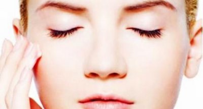 ​眼霜第几步使用 眼霜的正确使用方法