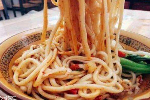 挂面是什么面呢 挂面主要成分是什么呢