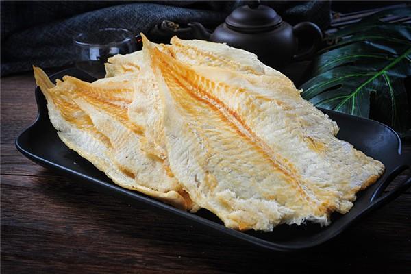 烤鳕鱼片是真鳕鱼做的吗 烤鳕鱼片是怎么做出来的