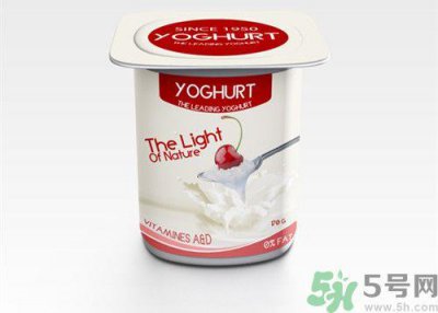 ​杨梅和酸奶能一起吃吗?杨梅和酸奶一起吃会怎么样