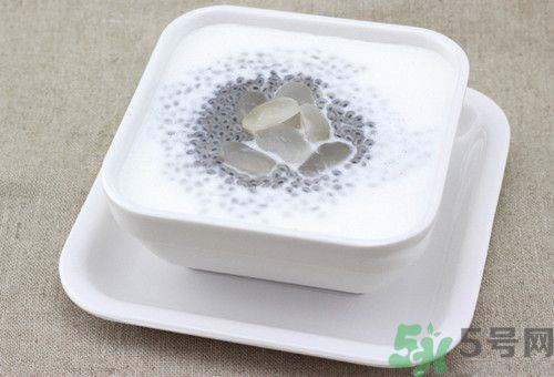 芝麻和牛奶能一起吃吗?芝麻和牛奶哪个含钙高