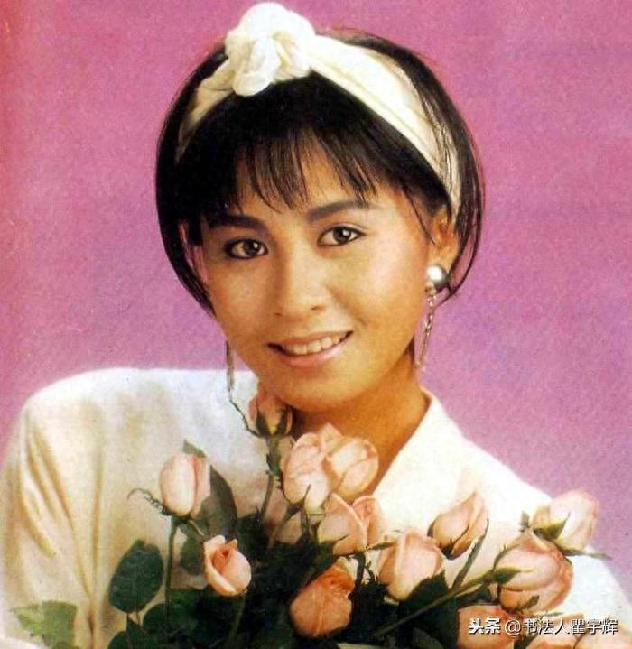 东方美人，一股子女人味与生俱来，刘嘉玲15张青春老照片欣赏