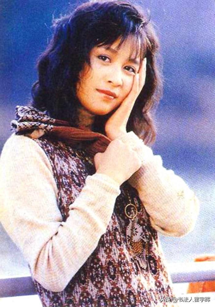 东方美人，一股子女人味与生俱来，刘嘉玲15张青春老照片欣赏