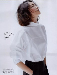 ​衬衫配裙，是永不过时的好看