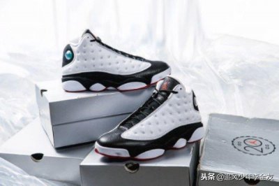​AJ13熊猫色实物开箱测评，这款真挺帅的！
