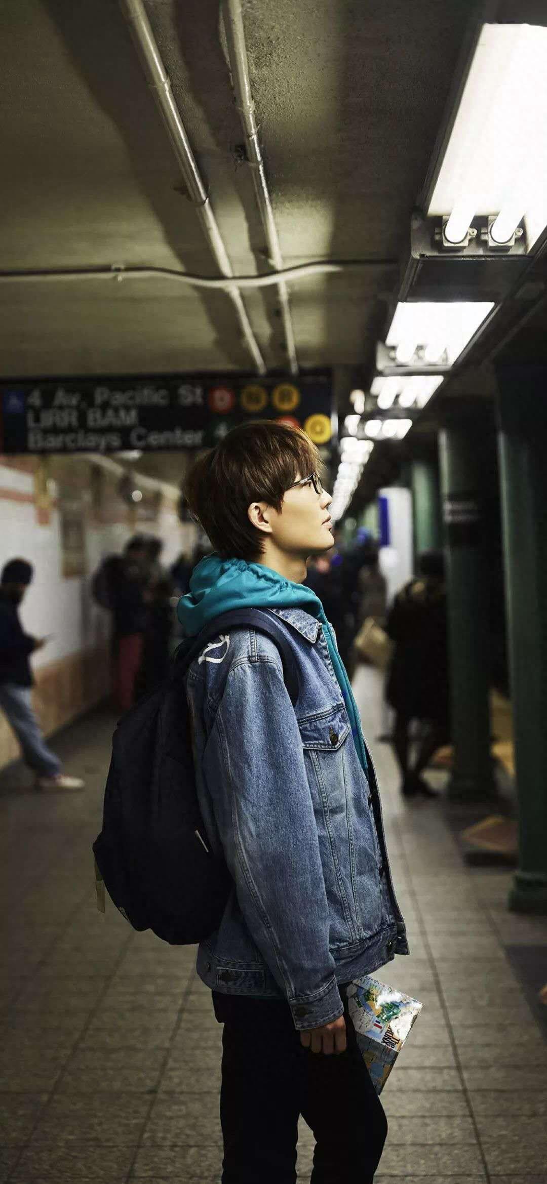 全面屏壁纸丨做个俗人 贪财好色 一身正气