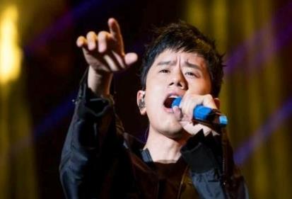 节目意外：陈赫4处骨头错位，张杰昏倒，他当场死亡留下遗憾！