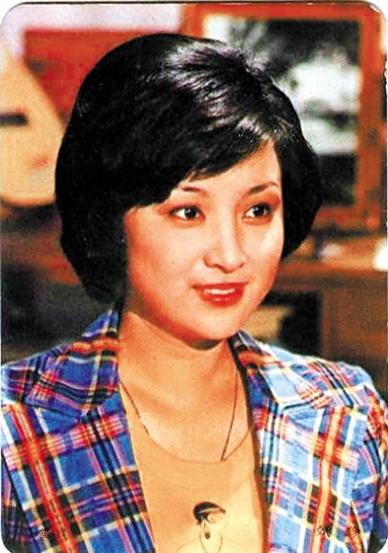 甄珍：第一代琼女郎，小家碧玉中的极品，美得连林青霞都自愧不如