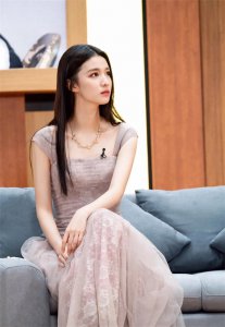 ​她扮演的南湘超越郭碧婷？郭敬明的肯定让她泪崩