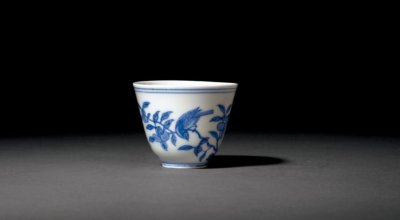 ​都说成化瓷器在明代当时就能值十万，看看现在的拍卖价