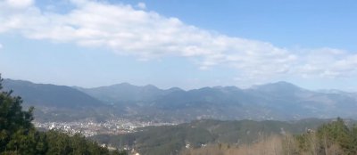 ​英山位于大别山是药圣李时珍的采药地，是全国著名的中药材之乡