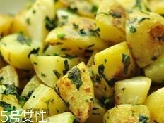 鱼香菜的营养价值_鱼香菜的功效与作用及食用方法