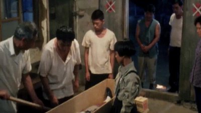 ​是谁告诉我《鲁冰花》是恐怖片的？你来，我保证不打你