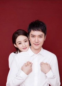 ​赵丽颖孕期照片流出，满眼都是母爱，网友:简直孕味十足啊！