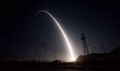 ​洲际导弹射程大比拼：美国1.3万公里，俄罗斯1.6万公里，中国呢？