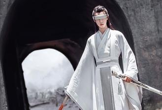 《陈情令》道骨仙风晓星尘，邪魅一笑