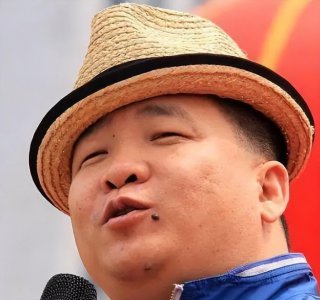 ​孙小宝的“落寞史”，曾春晚一夜爆红，如今认网红当干爹
