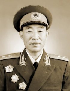 ​孔子的后代，中国人民解放军开国中将，孔庆德先生的一生传奇