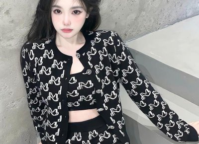 ​心理测试：哪个存钱罐里的钱最多？测你结婚几年才有能力买房！准
