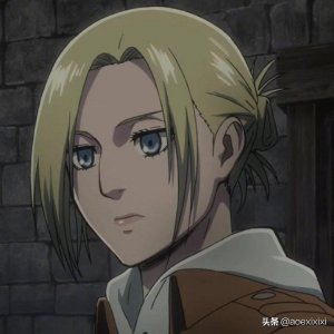 ​外国金发正妹扮《进击的巨人》亚妮网赞叹：种族优势碾压