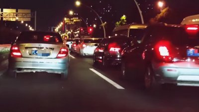 ​国庆出行到底有多堵？大数据告诉你什么叫“堵”上热搜