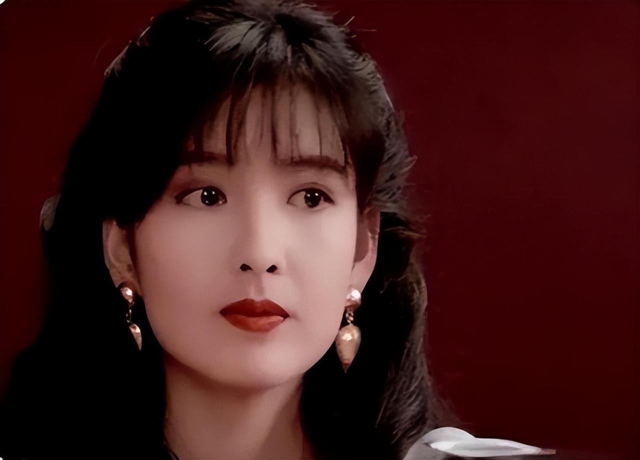 香港女明星名字80年代（盘点80年代香港十大女明星）-