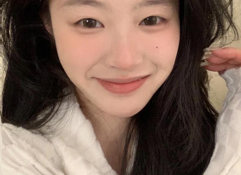 和女生聊天时想太多、不敢聊、如何解决？