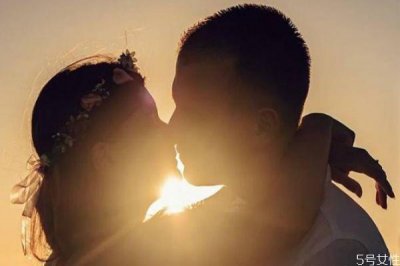 ​妻子出轨了值得挽回吗 老婆出轨了还能挽回吗