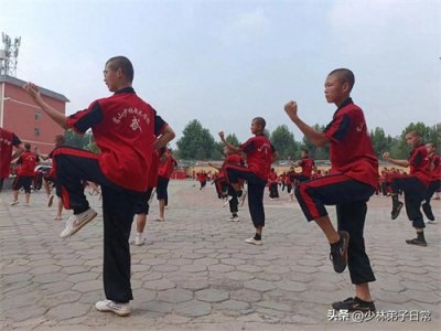 ​送孩子去武术学校一年需要多少钱？