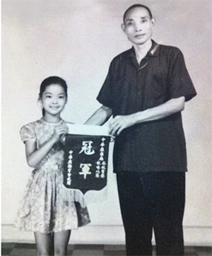 邓丽君个人资料与简介（邓丽君的生平经历及音乐成就）-