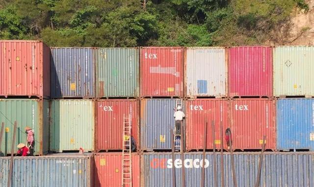 泉州这座山上的学校，除了8个食堂，还有这些鲜为人知的真相……