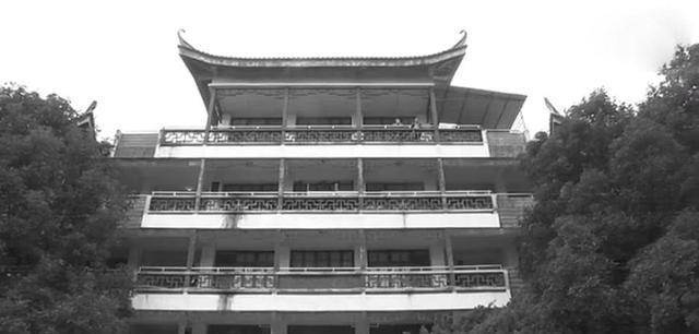 泉州这座山上的学校，除了8个食堂，还有这些鲜为人知的真相……